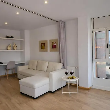 Centro Apto Con Vistas Al Puerto - Vega 3 *